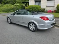 Używany Opel Astra Cabriolet 140 KM (102 kW) 2007 Srebrny Kabriolet