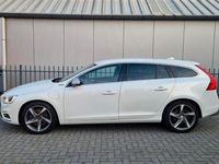 Gebraucht Volvo V60 R-Design 288 PS (211 kW) 2014 Weiß Kombi