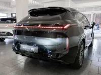 Nouă Lynk & Co 08 349 CP (256 kW) 2026 Negru SUV