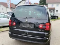 Gebraucht VW Sharan Trendline 140 PS (102 kW) 2010 Schwarz Van / Kleinbus