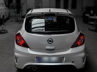 Gebraucht Opel Corsa 75 PS (55 kW) 2012 Weiß Kleinwagen