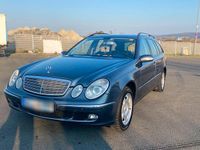 Gebraucht Mercedes E220 150 PS (110 kW) 2005 Grau Kombi