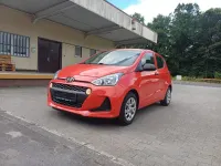 Gebraucht Hyundai i10 Pure 67 PS (49 kW) 2018 Rot Kleinwagen