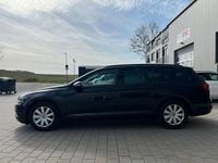Gebraucht VW Passat 150 PS (110 kW) 2023 Schwarz Kombi