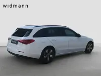 Gebraucht Mercedes C220 Avantgarde 200 PS (147 kW) 2023 Polarweiss uni Kombi