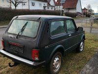 Gebraucht Lada niva 83 PS (61 kW) 2013 Grün SUV