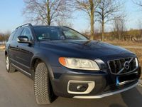 Gebraucht Volvo XC70 Summum 163 PS (119 kW) 2011 Blau Kombi