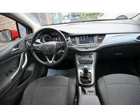 Gebraucht Opel Astra Edition 90 PS (66 kW) 2015 Rot Limousine