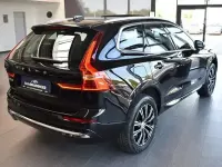 Gebraucht Volvo XC60 Inscription 197 PS (144 kW) 2022 Schwarz SUV