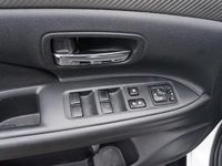 Gebraucht Mitsubishi Outlander Intense 150 PS (110 kW) 2012 Weiß SUV