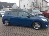 Gebraucht Toyota Verso 147 PS (108 kW) 2016 Blau Van / Kleinbus