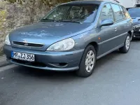 Używany Kia Rio 98 KM (72 kW) 2001 Szary Hatchback