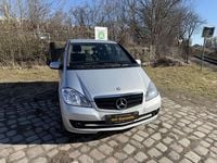 Gebraucht Mercedes A160 95 PS (69 kW) 2011 Polarsilber  metalliclack Kleinwagen