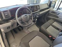 Gebraucht VW Crafter 140 PS (102 kW) 2024 Candyweiß Van