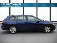 Gebraucht VW Golf VIII Life 110 PS (80 kW) 2022 Blau Kombi