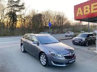 Usado Opel Insignia Selection 120 HP (88 kW) 2016 Cinzento Carrinha