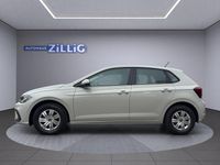 Neu VW Polo Basis 80 PS (58 kW) 2025 Grau Limousine