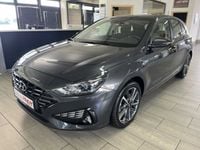 Gebraucht Hyundai i30 Pure 110 PS (80 kW) 2024 Grau metallic Limousine