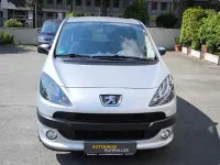 Gebraucht Peugeot 1007 Premium 73 PS (53 kW) 2008 Gris aluminium (metallic) Van / Kleinbus