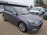 Gebraucht Hyundai i20 YES! 84 PS (61 kW) 2016 Stardust metallic Kleinwagen