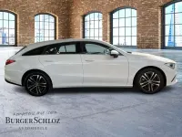 Gebraucht Mercedes CLA200 150 PS (110 kW) 2023 Weiß Coupé