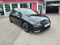 Gebraucht VW Golf VIII R-line 150 PS (110 kW) 2025 Schwarz Limousine