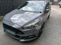 Gebraucht Ford Focus ST 250 PS (183 kW) 2018 Grau Kombi