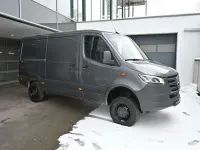 Używany Mercedes Sprinter 190 KM (139 kW) 2024 Szary Van