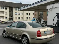 Gebraucht Skoda Superb 200 PS (147 kW) 2006 Gold Limousine