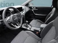 Neu Kia XCeed 140 PS (102 kW) 2025 Silber SUV