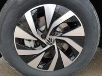 Neu VW Tiguan Life 193 PS (141 kW) 2025 Oryxweiß perlmutteffekt SUV