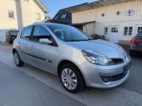 Gebraucht Renault Clio II Dynamique 75 PS (55 kW) 2006 Platingrau Kleinwagen