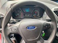 Gebraucht Ford 300 101 PS (74 kW) 2015 Rot Kombi