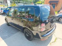 Gebraucht VW Touran Freestyle 140 PS (102 kW) 2010 Schwarz Van / Kleinbus