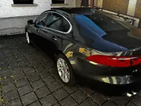 Gebraucht Jaguar XF Portfolio 179 PS (131 kW) 2019 Grau Limousine