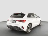 Gebraucht Audi A3 Ambiente 150 PS (110 kW) 2025 Gletscherweiß (metallic) Limousine