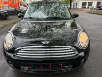 Gebraucht Mini Cooper 98 PS (72 kW) 2010 Schwarz Kleinwagen