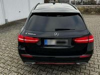 Gebraucht Mercedes E300 306 PS (225 kW) 2019 Schwarz Kombi