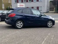Gebraucht BMW 218 Sport Line 150 PS (110 kW) 2015 Imperialblau metalli Van / Kleinbus