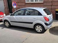 Gebraucht Kia Rio Spirit 97 PS (71 kW) 2010 Limousine