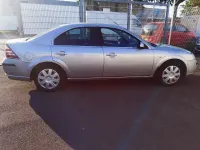 Gebraucht Ford Mondeo 125 PS (91 kW) 2005 Silber Limousine