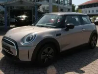 Gebraucht Mini Cooper Classic 136 PS (100 kW) 2023 Grau Kleinwagen