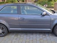 gebraucht Audi A3 8P grau metallic 1,6l 102 PS