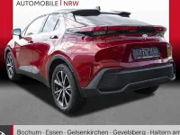Neu Toyota C-HR 140 PS (102 kW) 2025 Rot SUV