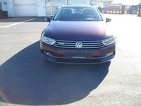 Gebraucht VW Passat Comfortline 190 PS (139 kW) 2018 Rot Kombi