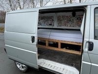 Second-hand VW Transporter 77 CP (56 kW) 1995 Argintiu Van