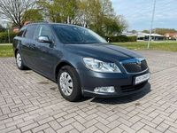 Gebraucht Skoda Octavia 160 PS (117 kW) 2011 Grau Kombi