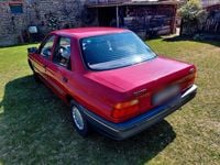 Second-hand Ford Escort 75 CP (55 kW) 1994 Roșu Berlinǎ