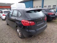Gebraucht BMW 218 Active Tourer 150 PS (110 kW) 2016 Schwarz Van / Kleinbus