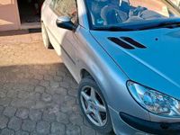 Gebraucht Peugeot 206 CC 109 PS (80 kW) 2001 Silber Cabrio